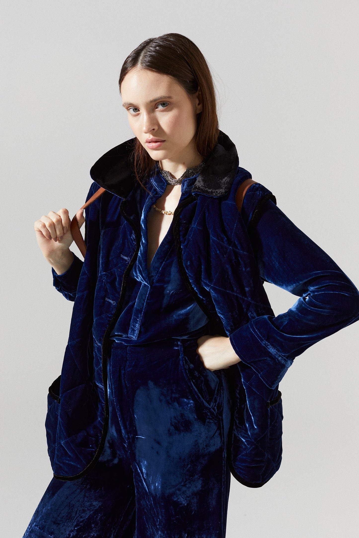 Alice Velvet Vest - Navy Blue w/Black