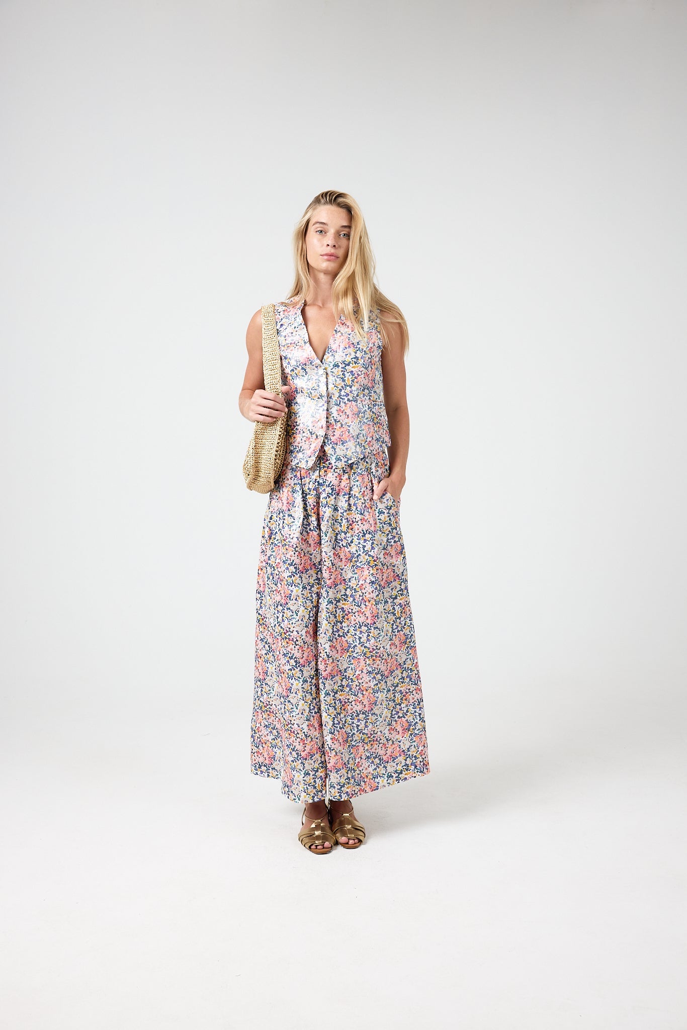 Sabi Metallic Linen Pants - Florece Print