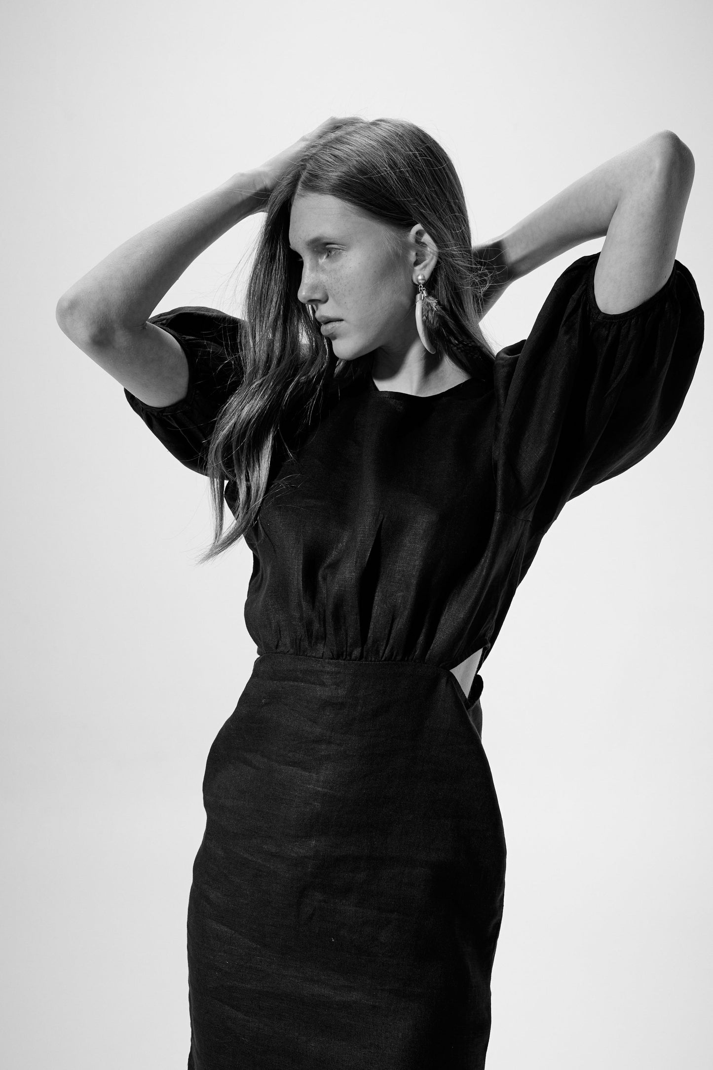 Ios Linen Dress - Black