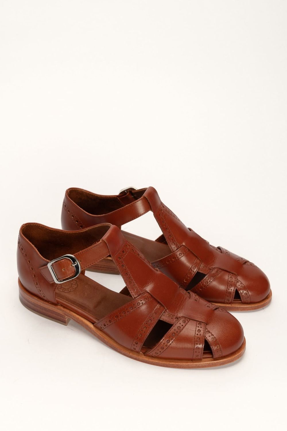New Maxima Shoes in Tan