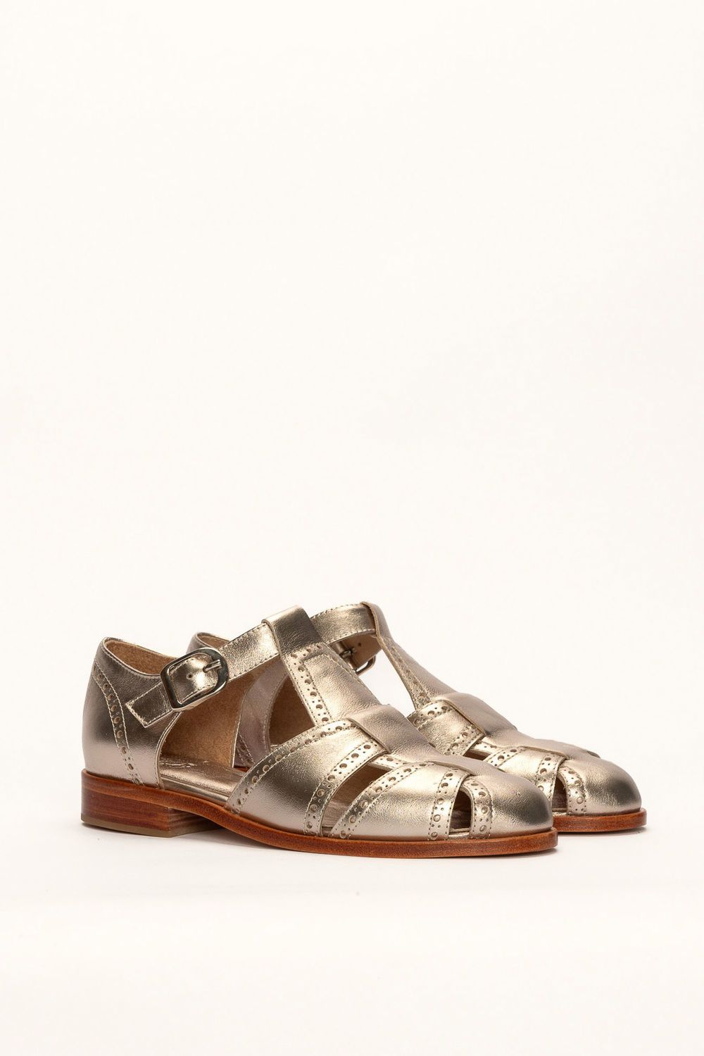 New Maxima Shoes in Champagne