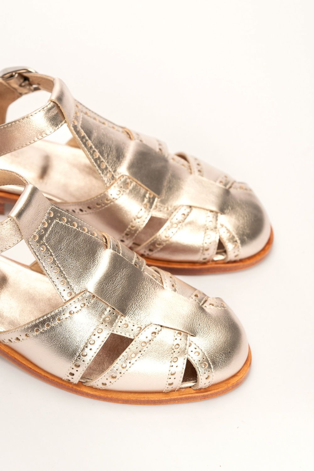 New Maxima Shoes in Champagne